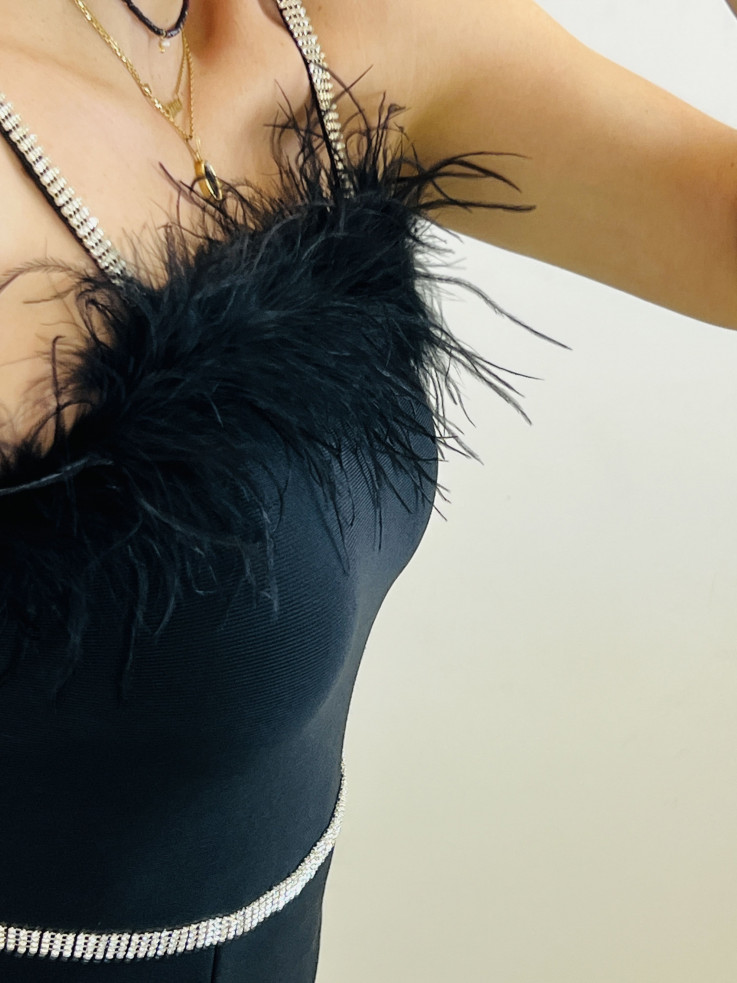 VESTIDO FIESTA PLUMAS STRASS