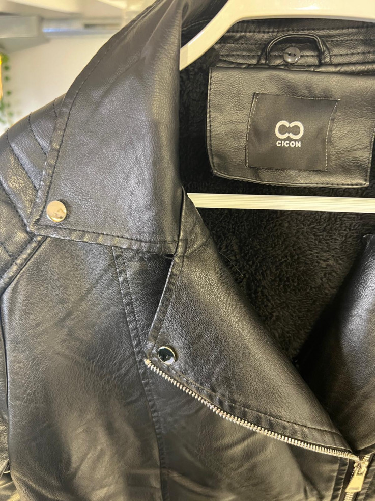 ABRIGO CUELLO DESMONTABLE