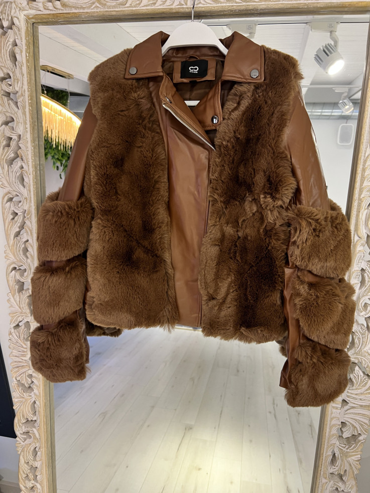 CAZADORA PELO BROWN