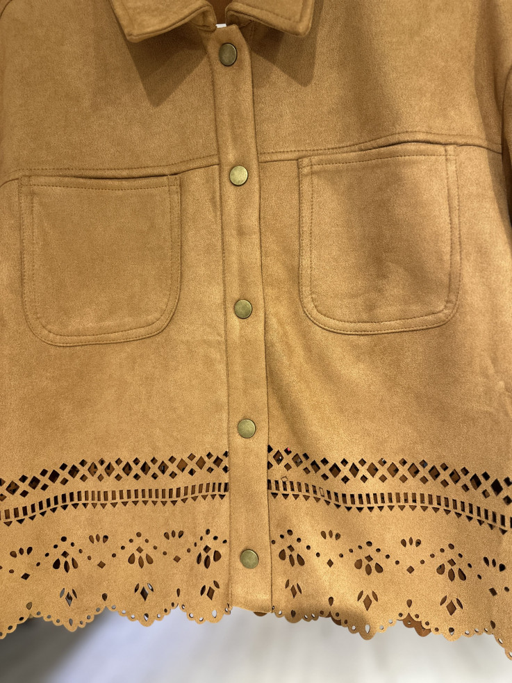 CAZADORA ANTELINA TROQUELADA