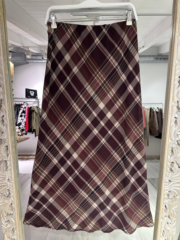 FALDA CUADROS BURDEOS