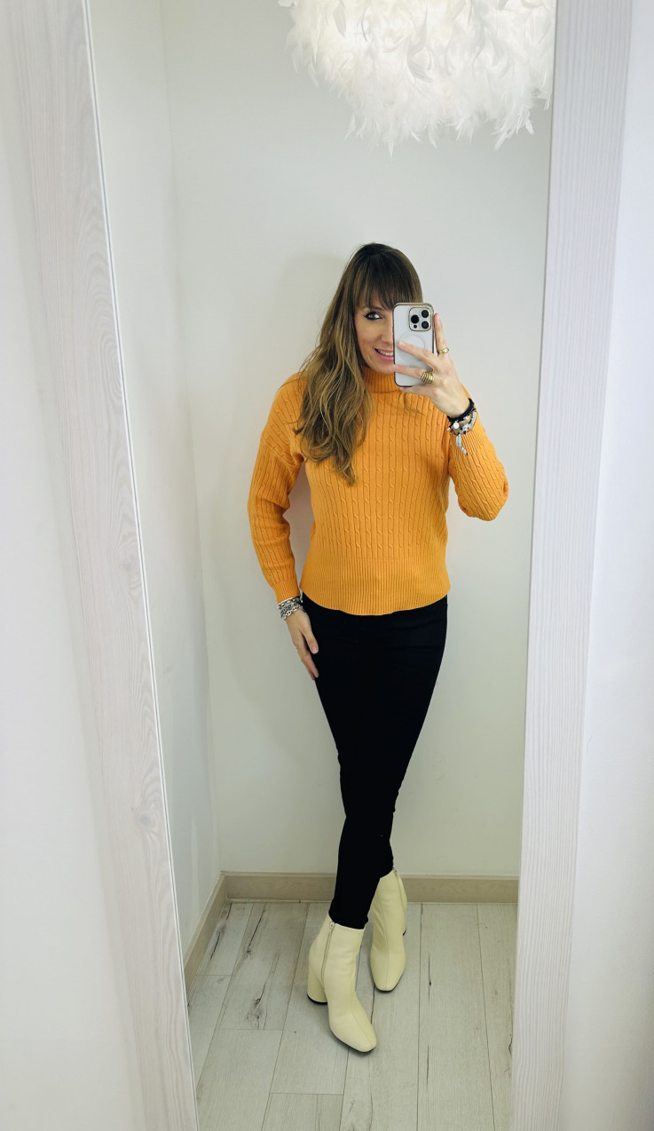 PANTALÓN JEANS PUSH UP