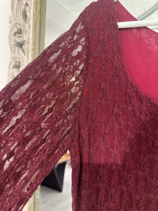 VESTIDO LACE BURDEOS