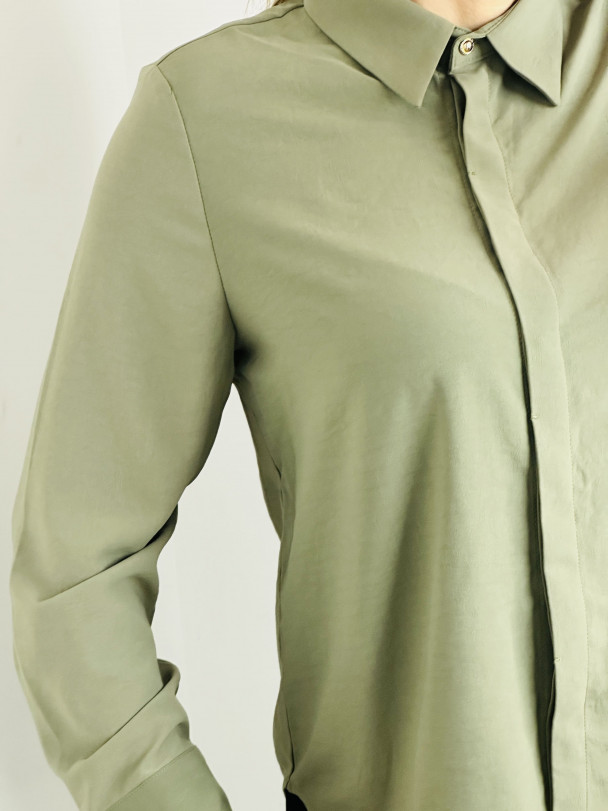 BLUSA VERDE BUTTONS