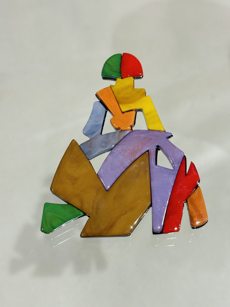BROCHE MENINA MULTICOLOR