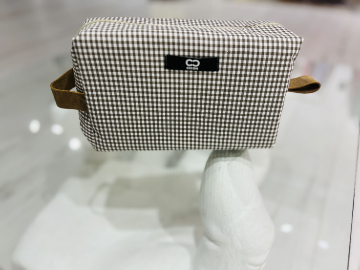 ESTUCHE BROWN CICON