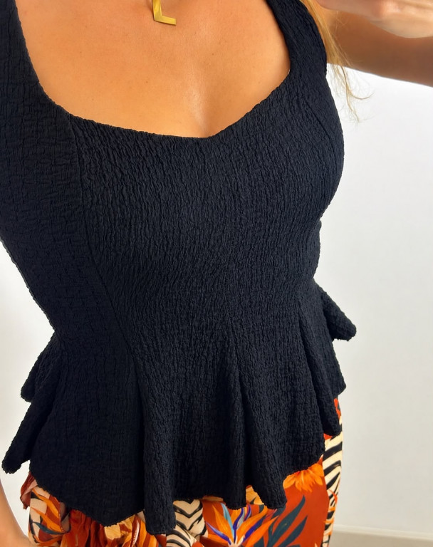 TOP BLACK